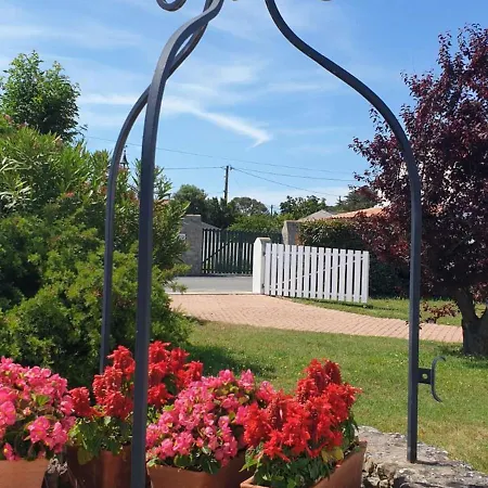 Maison Spacieuse 300m De La Avec Jardin Clos, Proche Commerces Et Secteur Calme - 8 Pers - Fr-1-224b-126 Holiday home *
