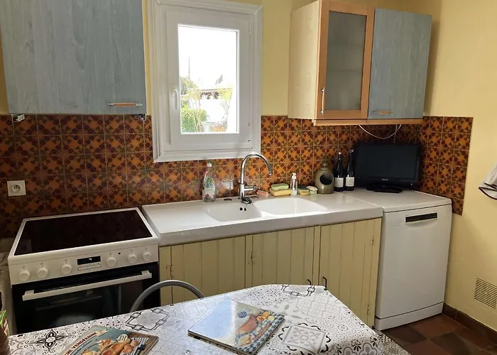 Maison Spacieuse 300m De La Avec Jardin Clos, Proche Commerces Et Secteur Calme - 8 Pers - Fr-1-224b-126 *