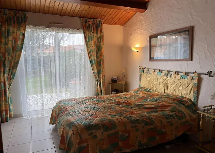 بيت للعطل Maison Spacieuse 300m De La Avec Jardin Clos, Proche Commerces Et Secteur Calme - 8 Pers - Fr-1-224b-126 *