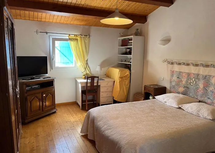 Maison Spacieuse 300m De La Avec Jardin Clos, Proche Commerces Et Secteur Calme - 8 Pers - Fr-1-224b-126 Hébergement de vacances